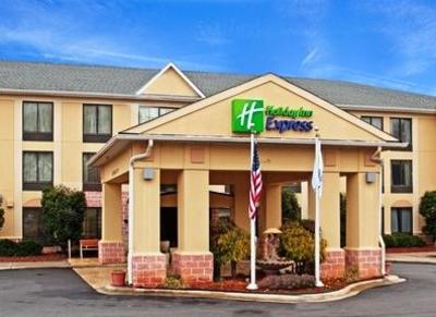 фото отеля Holiday Inn Express Hotel & Suites Charlotte Airport-Belmont