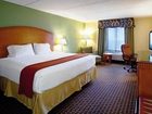 фото отеля Holiday Inn Express Hotel & Suites Charlotte Airport-Belmont