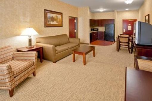 фото отеля Holiday Inn Express Hotel & Suites Bethlehem Airport - Allentown Area