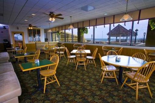 фото отеля Ramada Plaza Nags Head Beach