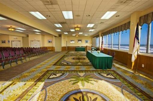 фото отеля Ramada Plaza Nags Head Beach