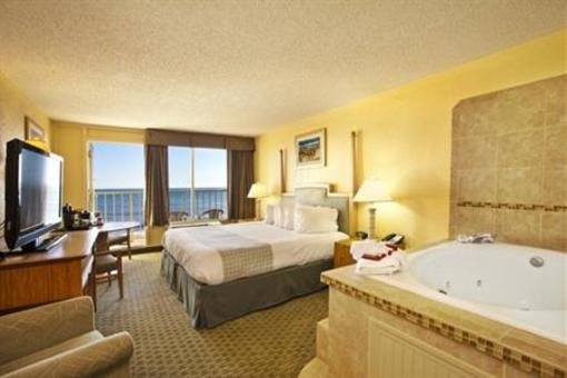 фото отеля Ramada Plaza Nags Head Beach