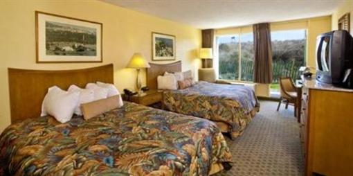 фото отеля Ramada Plaza Nags Head Beach