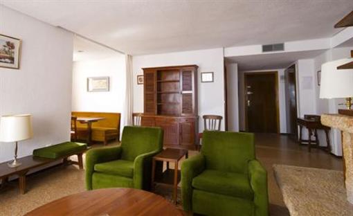 фото отеля La Nogalera Apartments Torremolinos