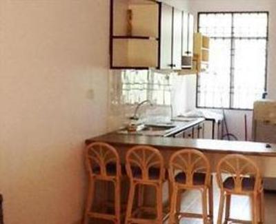 фото отеля Happy BeachPad Service Apartments