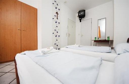 фото отеля City Pension Storch I Cologne