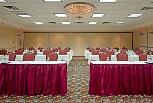 фото отеля Holiday Inn Schenectady