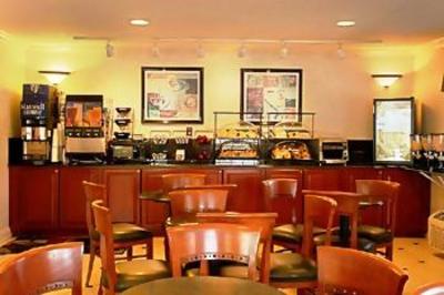 фото отеля Econo Lodge Baltimore