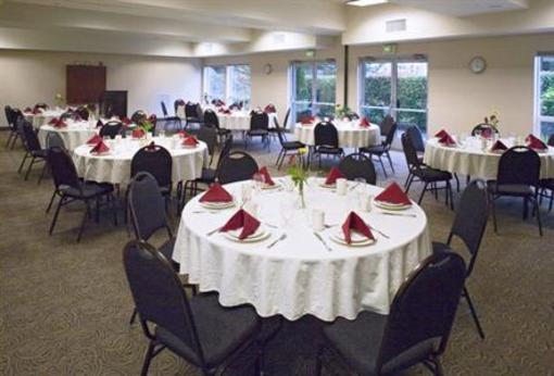 фото отеля Silver Cloud Inn Redmond (Washington)