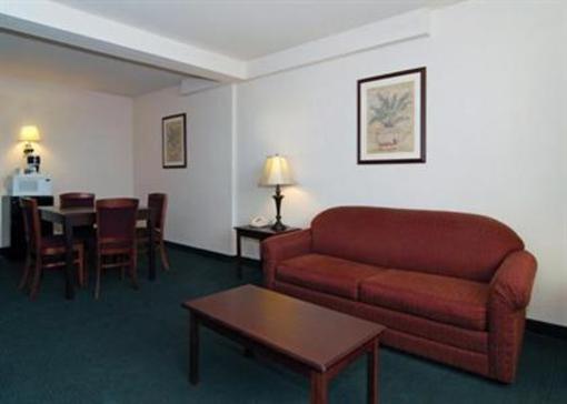 фото отеля Quality Inn & Suites San Diego East County
