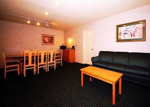 фото отеля Quality Inn & Suites San Diego East County