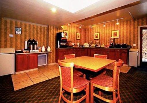 фото отеля Quality Inn & Suites San Diego East County