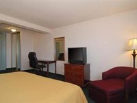 Quality Inn & Suites San Diego East County