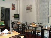Cosy Monceau