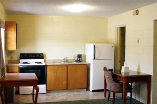 фото отеля American Inn And Suites Savannah Garden City