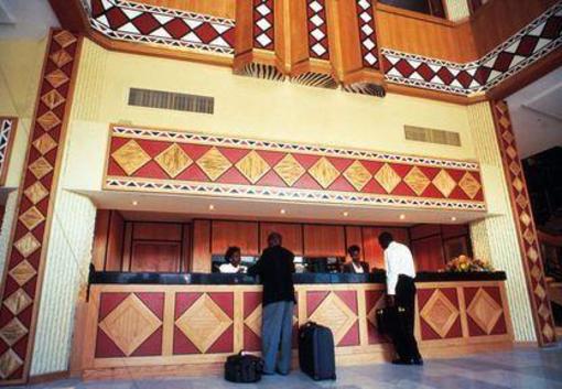 фото отеля Crowne Plaza Hotels Harare - Monomotapa