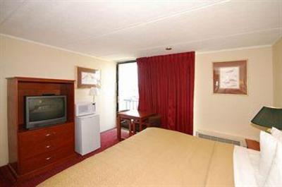фото отеля Quality Inn and Suites North Youngstown