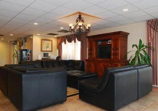 фото отеля Quality Inn and Suites North Youngstown