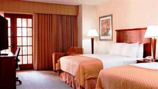 фото отеля Doubletree by Hilton Austin