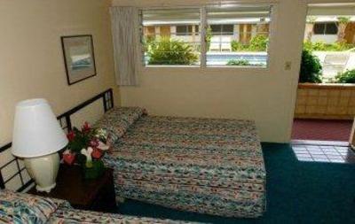 фото отеля Hilo Seaside Hotel