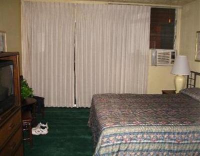 фото отеля Hilo Seaside Hotel