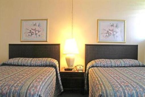 фото отеля Hilo Seaside Hotel