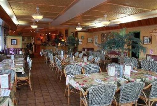 фото отеля Hilo Seaside Hotel
