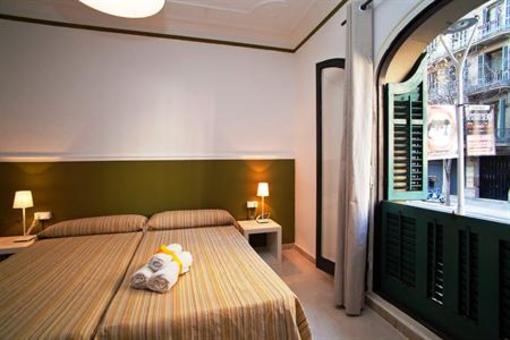 фото отеля Hostal Que Tal Barcelona
