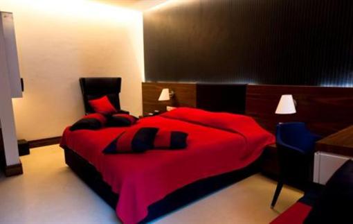 фото отеля 12 Months Luxury Resort