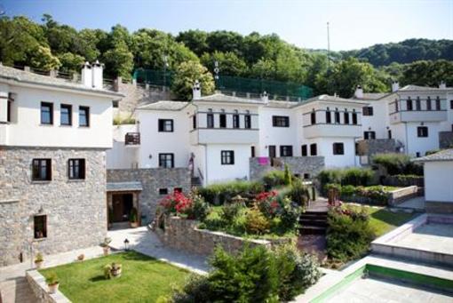 фото отеля 12 Months Luxury Resort
