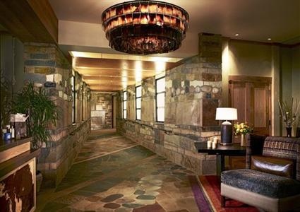 фото отеля The Lodge at Vail (Colorado)