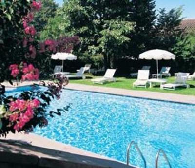 фото отеля Hotel Les Pyrenees