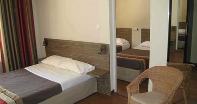 фото отеля La Closeraie Hotel Pouzilhac