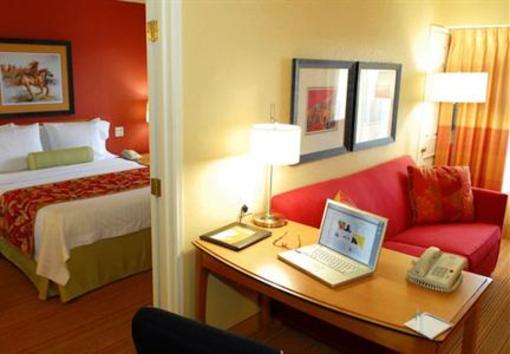 фото отеля Residence Inn Albuquerque North