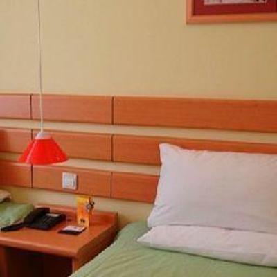 фото отеля Home Inn Si Ma Lu Changchun