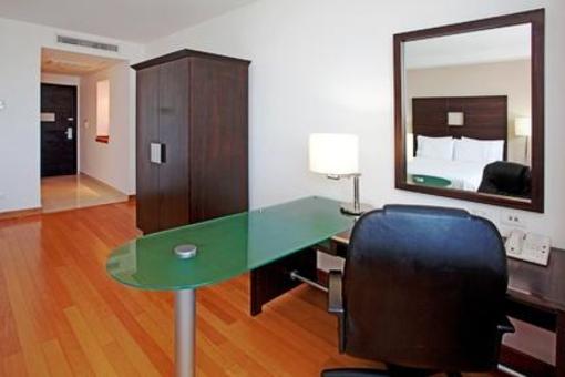 фото отеля Holiday Inn Express Villahermosa