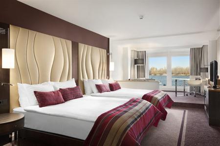 фото отеля Hilton Vienna Danube