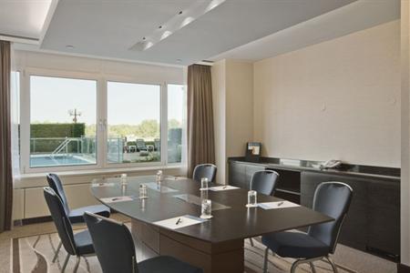 фото отеля Hilton Vienna Danube