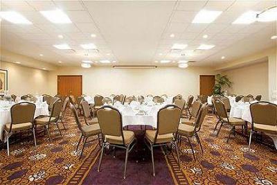 фото отеля Holiday Inn Battle Creek