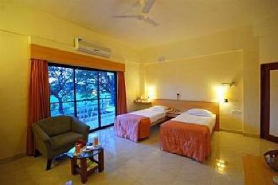 фото отеля Phoenix Hotel Pune