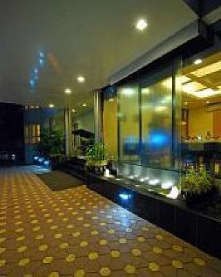 фото отеля Phoenix Hotel Pune