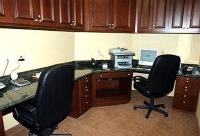 фото отеля Hampton Inn & Suites Manchester