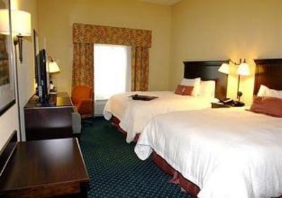 фото отеля Hampton Inn & Suites Manchester