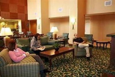 фото отеля Hampton Inn & Suites Manchester