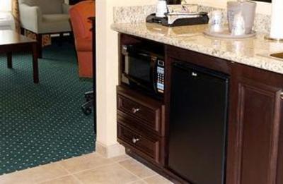 фото отеля Hampton Inn & Suites Manchester
