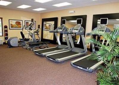 фото отеля Hampton Inn & Suites Manchester