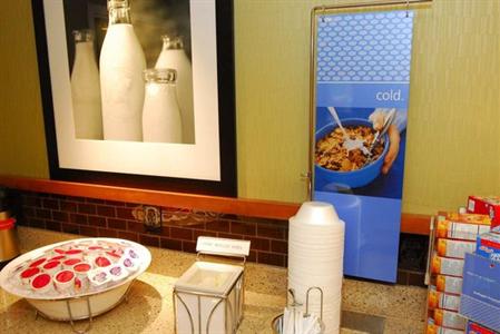 фото отеля Hampton Inn Rehoboth Beach