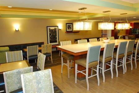 фото отеля Hampton Inn Rehoboth Beach