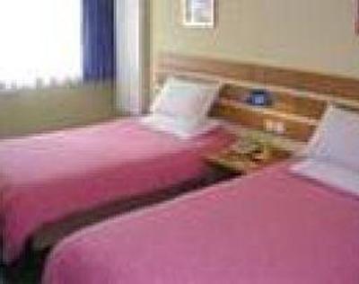 фото отеля Home Inn Wuqing Jingjin Road