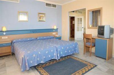фото отеля Hotel & Apartamentos ROC El Pinar